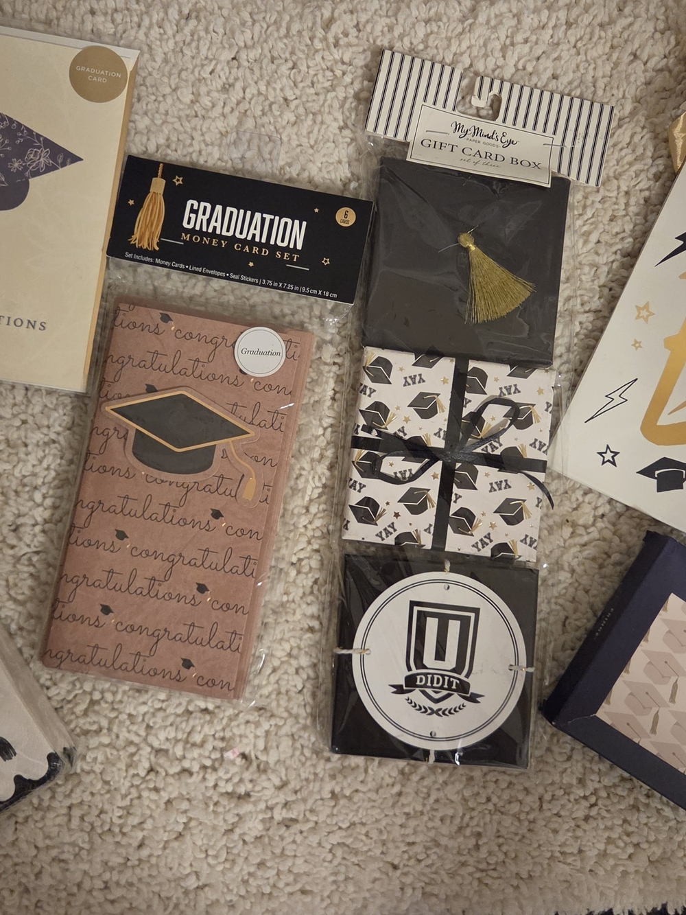 Mini Grad Bundle🎓 - Picture 2 of 3